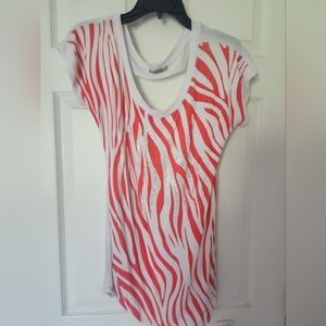 Davida orange and white top